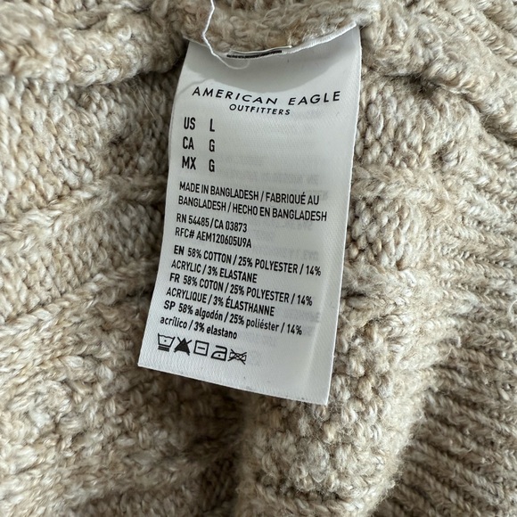 American Eagle Cable Knit Cardigan Sweater Beige Large Unisex - Picture 5 of 6